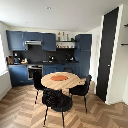 Au Centre Ville, Place Jean Moulin Appartement Moulins (Allier)