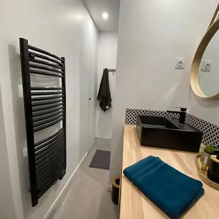 Appartement Au Centre Ville, Place Jean Moulin Moulins (Allier)